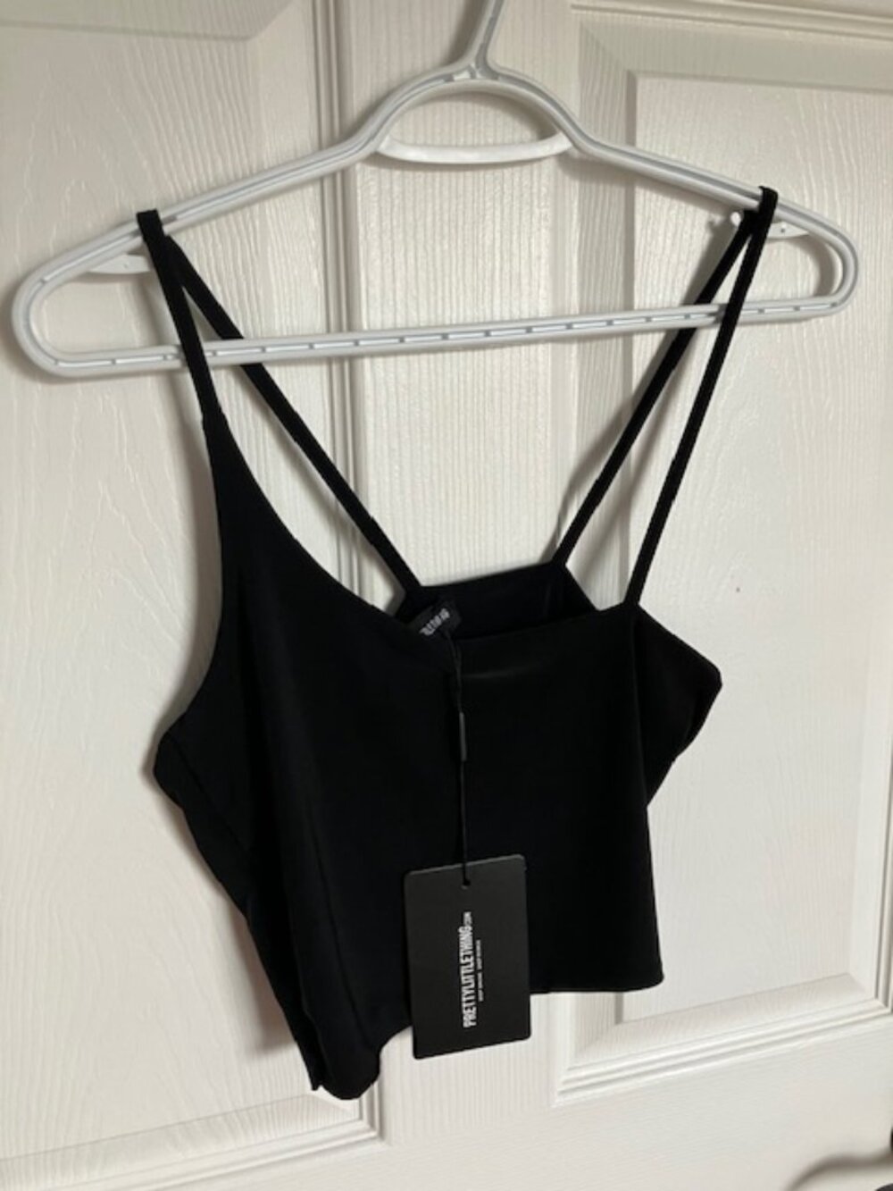 PRETTYLITTLETHING — NWT — C r o p — 12